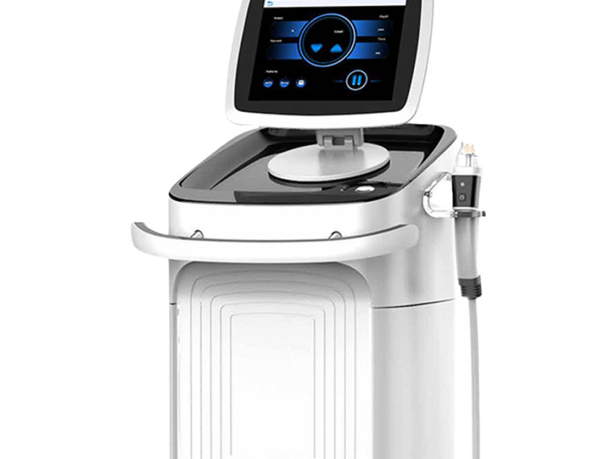 Microneedling RF
